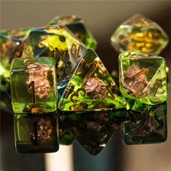 Druid (Wolf Head) Green/gold Dice w/ Golden Wolf Head 7-Dice Set Rpg (Online Only)