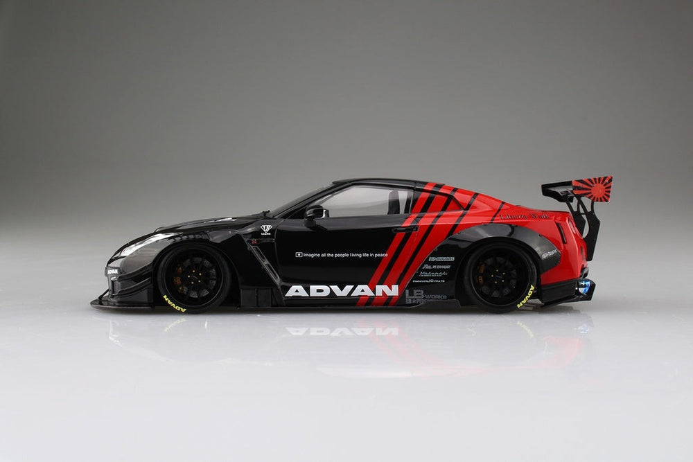 1/24 LB WORKS R35 GT-R type 2 Ver.2 Model Kit (ONLINE ORDER ONLY)