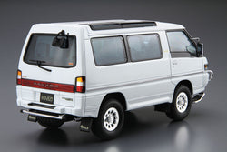 1/24 MITSUBISHI P35W DELICA STAR WAGON '91 Model Kit (ONLINE ORDER ONLY)