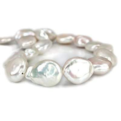 15x19-20x15mm Off White Straight Drill Baroque Freshwater Pearl 16 inch 21 pcs (ONLINE ORDER ONLY)