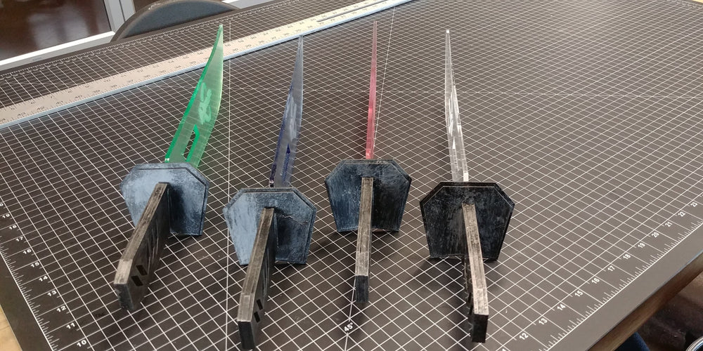 Mandalorian Vibro Blade (Custom WP Design) (ONLINE ORDER ONLY)