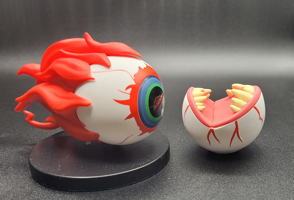 BACK IN STOCK in North America! Eye of Cthulhu Terraria Figure (ONLINE ORDER ONLY)