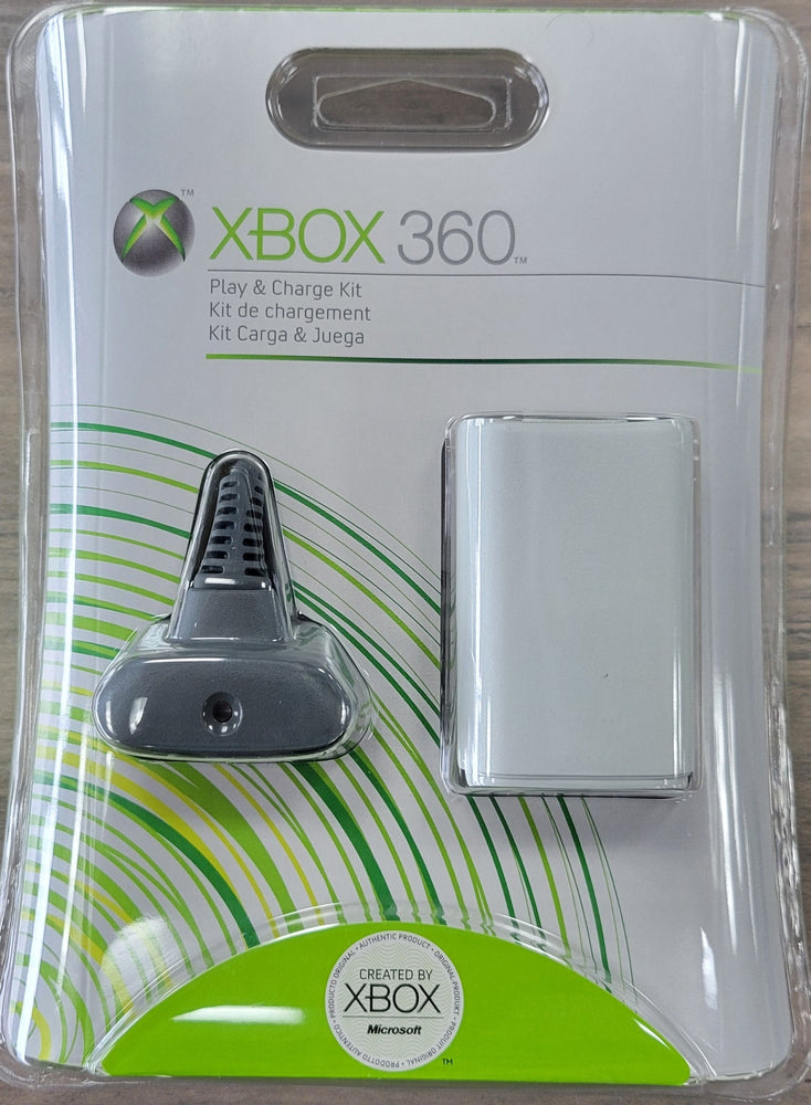 White Play and Charge Kit (Xbox 360) (ONLINE ORDER ONLY)