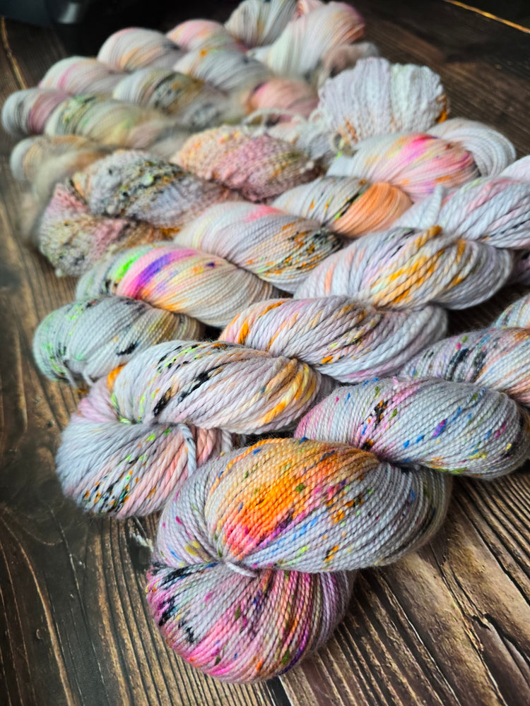 Groovy Halloween single skein (ONLINE ORDER ONLY)