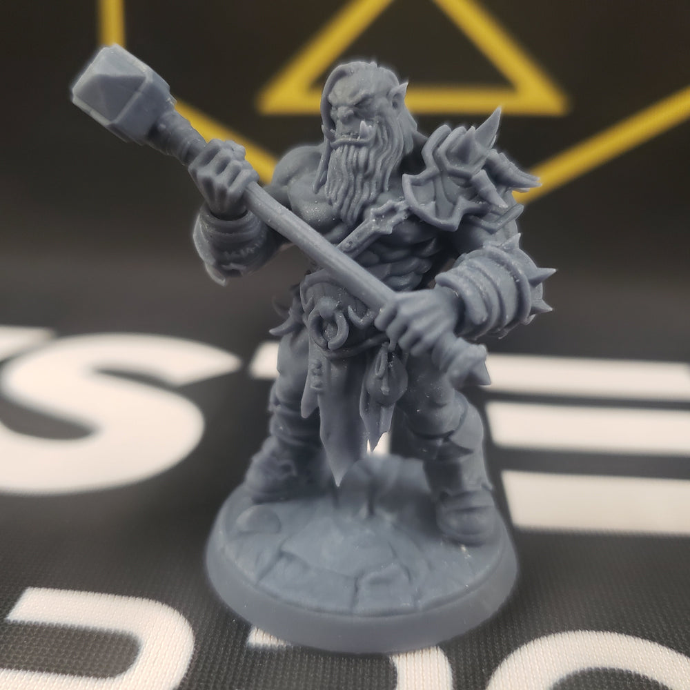 Blackcrag Mountain Orc - Sculpt Option F (Male Orc Barbarian) (Online Order Only)