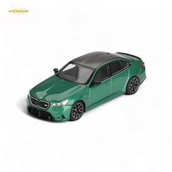 (Pre-Order) Mini-GT BMW M5 (G90) Isle of Man Green Metallic #1086- 1:64 (ONLINE ORDER ONLY)