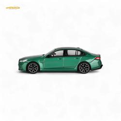 (Pre-Order) Mini-GT BMW M5 (G90) Isle of Man Green Metallic #1086- 1:64 (ONLINE ORDER ONLY)