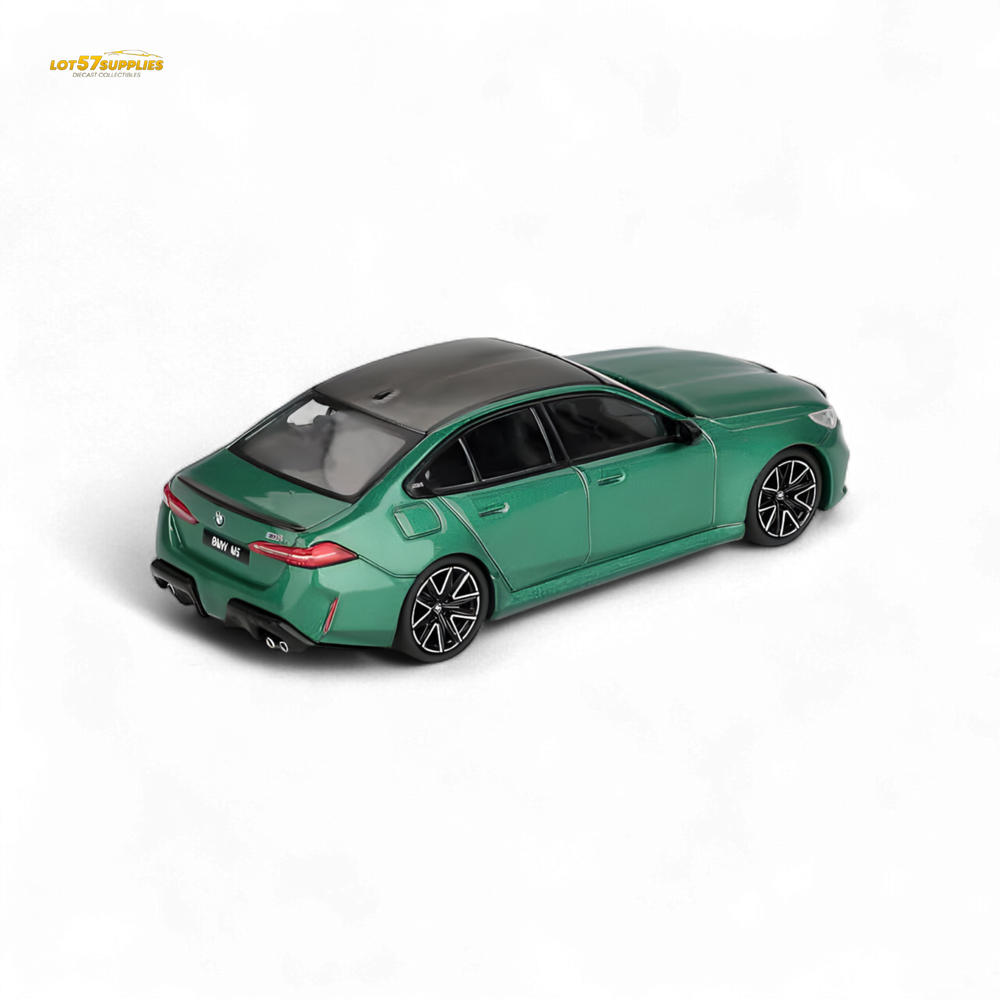 (Pre-Order) Mini-GT BMW M5 (G90) Isle of Man Green Metallic #1086- 1:64 (ONLINE ORDER ONLY)