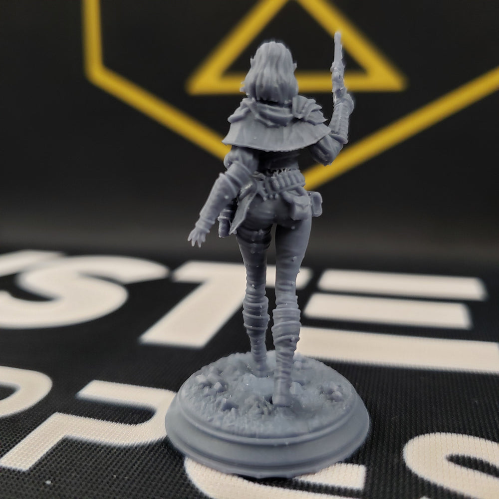 Lendara "Slickshot" Varth (Female Half-Elf Gunslinger) (Online Order Only)