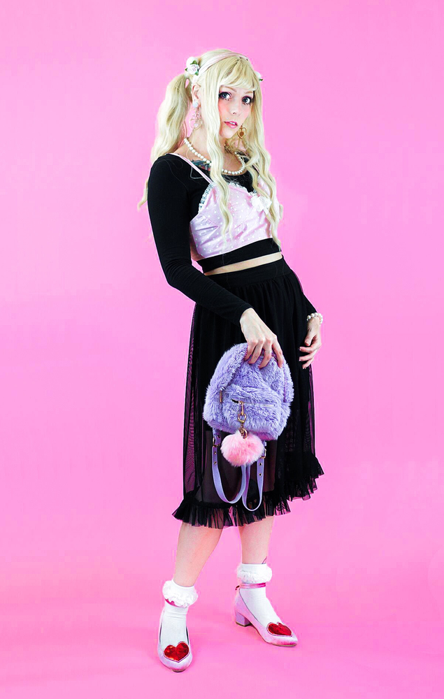 036 // LARME GIRLS (ONLINE ORDER ONLY)