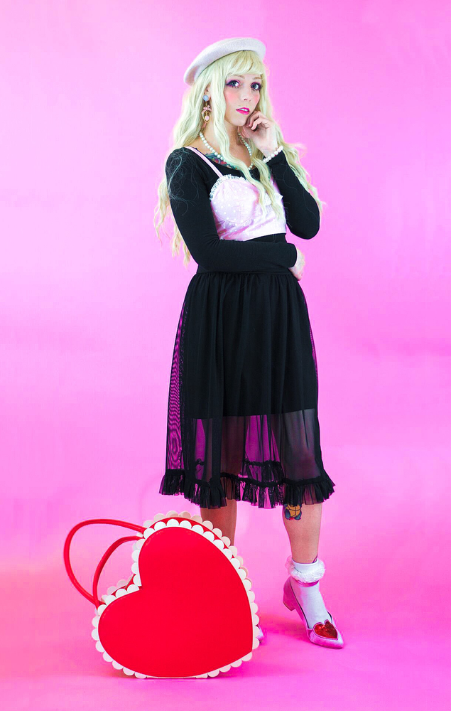 036 // LARME GIRLS (ONLINE ORDER ONLY)