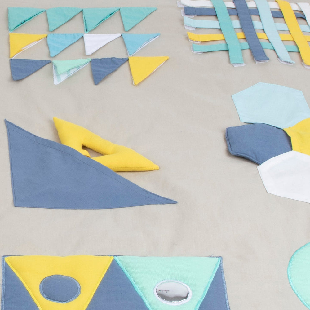 Shapes baby play mat. (ONLINE ORDER ONLY)