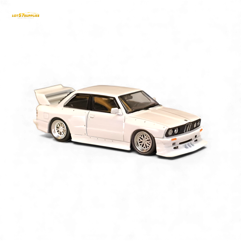 (Pre-Order) SW BMW E30 M3 LTO Modified - White 1:64 (ONLINE ORDER ONLY)