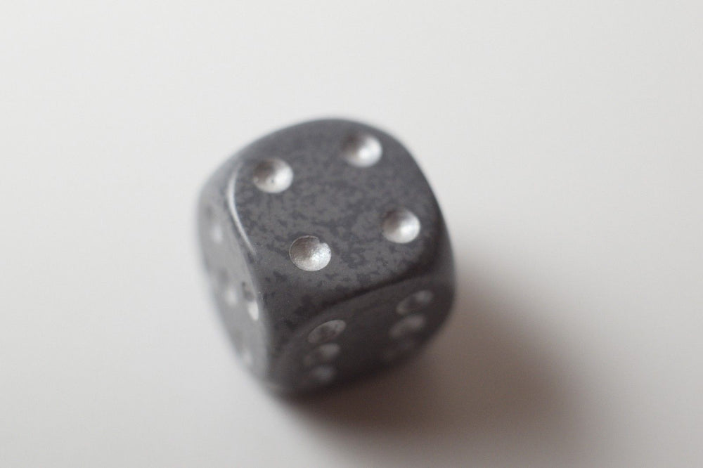 Hi-Tech Speckled 16mm D6 Pipped | Grey/Silver (sold per piece) (Online Only)