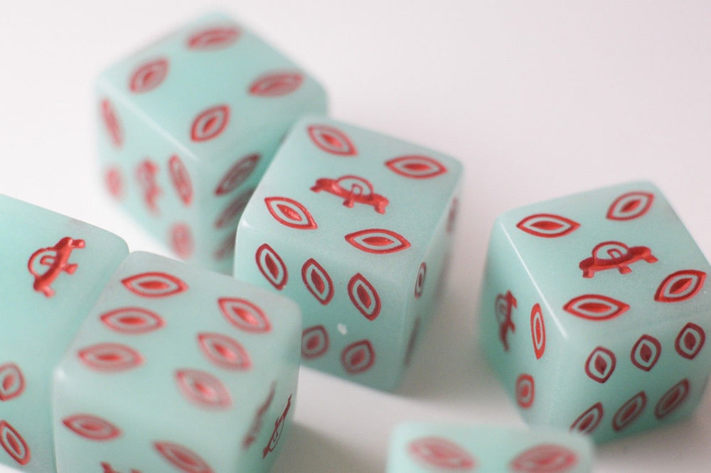 NEW Green Dice with Red Aliens GLOWS Dice Set 6 Sided Bunco RPG D6 16mm Roll (Online Only)
