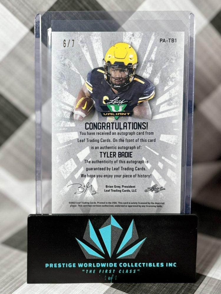 Tyler Badie 2022 Leaf Valiant Rookie Auto Crystal Platinum Blue /7 #PATB1 Denver (ONLINE ORDER ONLY)