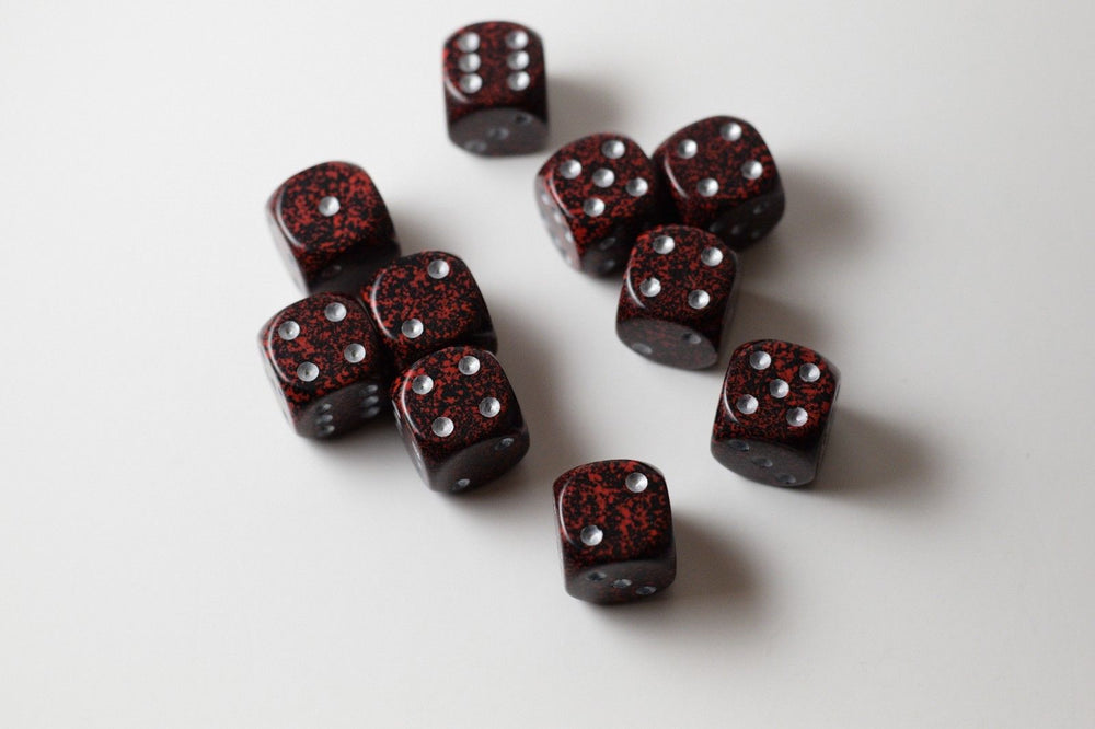 Silver Volcano Speckled 16mm D6 Pipped (Online Only)