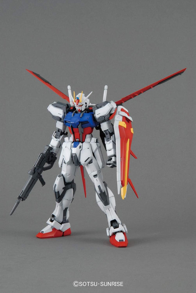 Gundam Seed Aile Strick Gundam MG Model Kit (ONLINE ORDER ONLY)