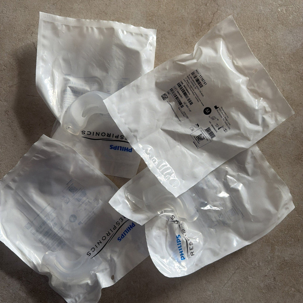 4 Lot New Philips Respironics DreamWear Under Nose Nasal Cushion 1116741 Med NWT (ONLINE ORDER ONLY)