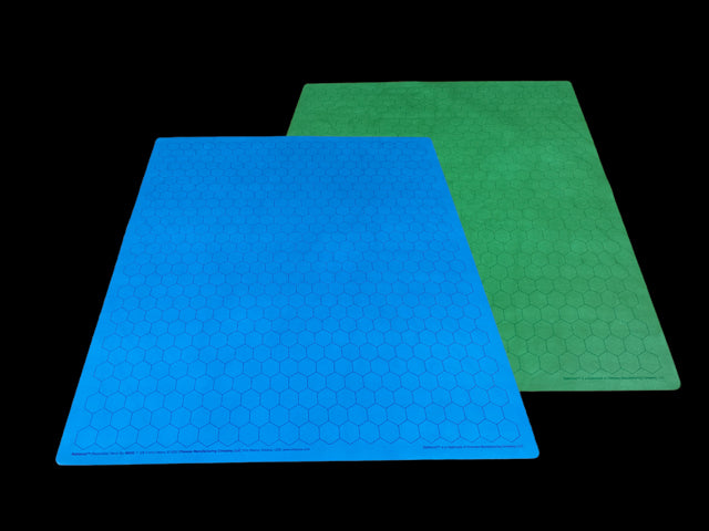 [Preorder] Battlemat™ 1" Reversible Blue-Green Hexes (23 ½" x 26" Playing Surface) (Online Only)