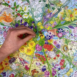 A Year in the Garden 500 Piece Round Jigsaw Puzzle Gibsons (ONLINE ORDER ONLY)