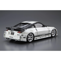 Aoshima: Nissan (2005) Top Secret Z33 Fairlady Z 1/24 Scale Model Kit #33 (ONLINE ORDER ONLY)