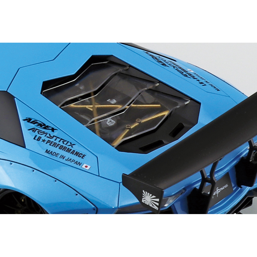 Aoshima: 1/24 LB-Works Lamborghini Aventador Ver. 1 Scale Model Kit #17 (ONLINE ORDER ONLY)