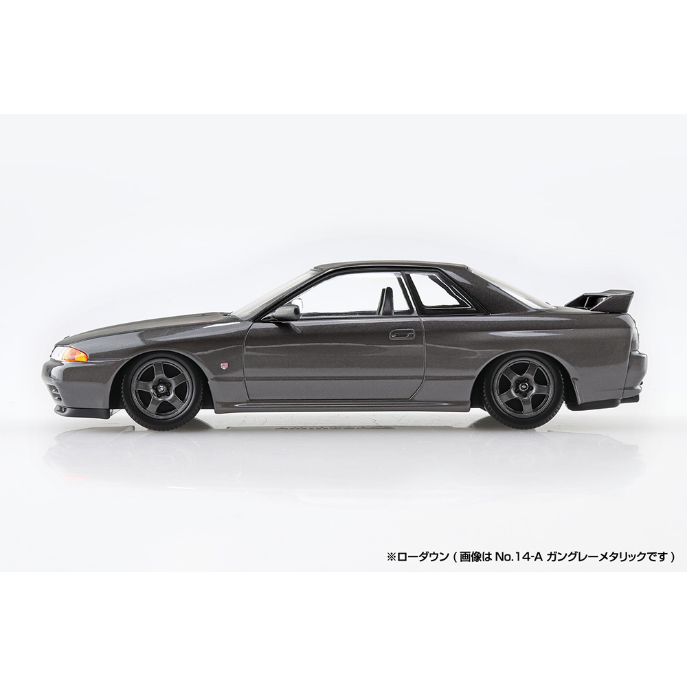 Aoshima: 1/32 The Snap Kit Nissan R32 Skyline GT-R (Crystal White) Scale Model Kit #14-B (ONLINE ORDER ONLY)