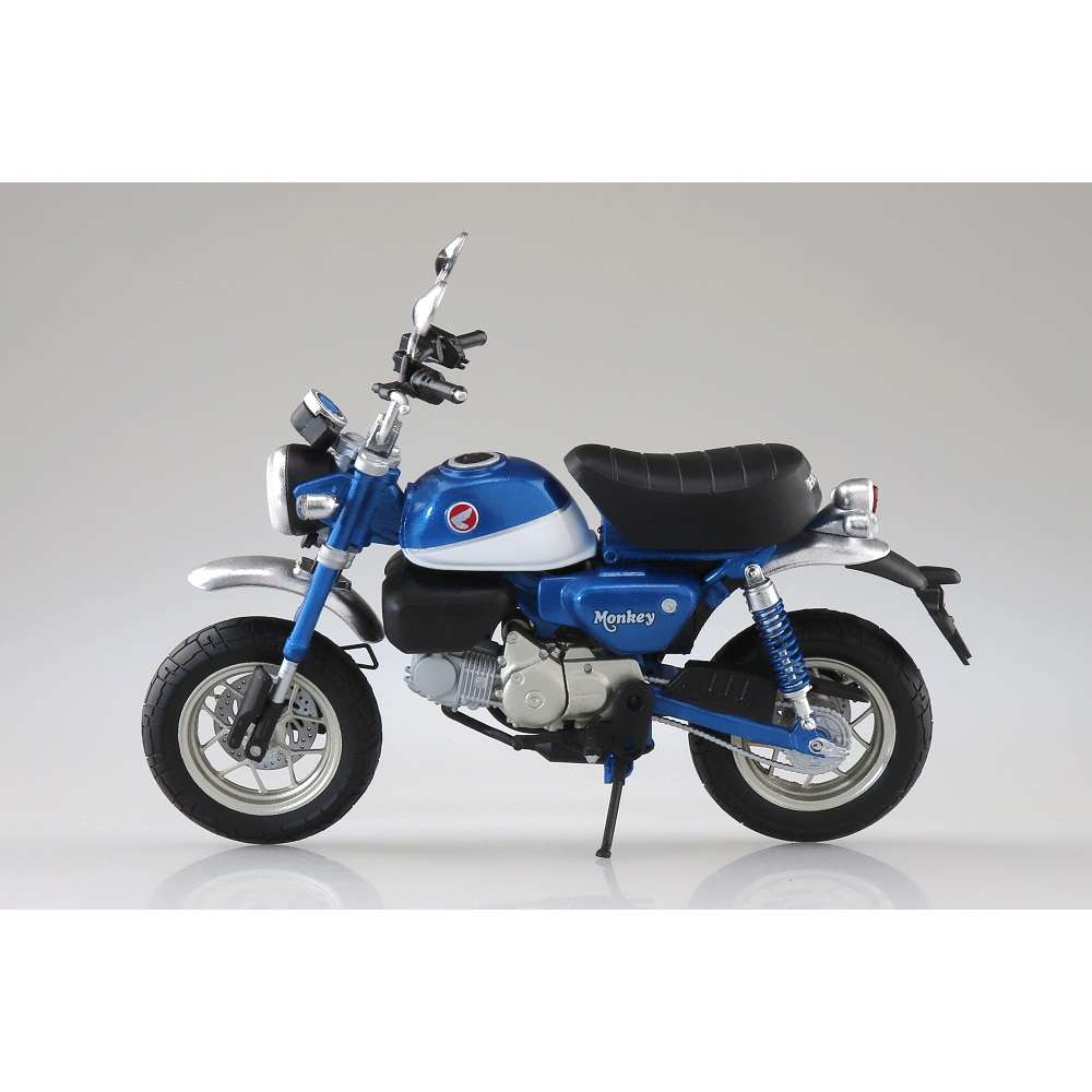 Aoshima: 1/12 Scale Honda Monkey 125 (Pearl Glittering Blue) Diecast Motorcycle (ONLINE ORDER ONLY)