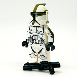 Olive Clone Trooper (Olive, P1) Minifig