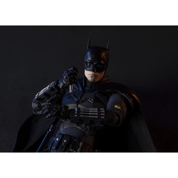 Tamashii Nations S.H. Figuarts: The Batman - Batman (ONLINE ORDER ONLY)