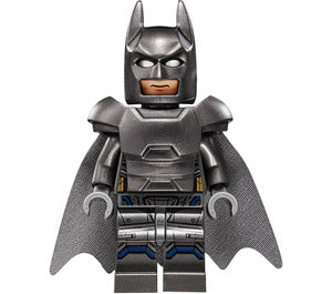 Armored Batman (ONLINE ORDER ONLY)