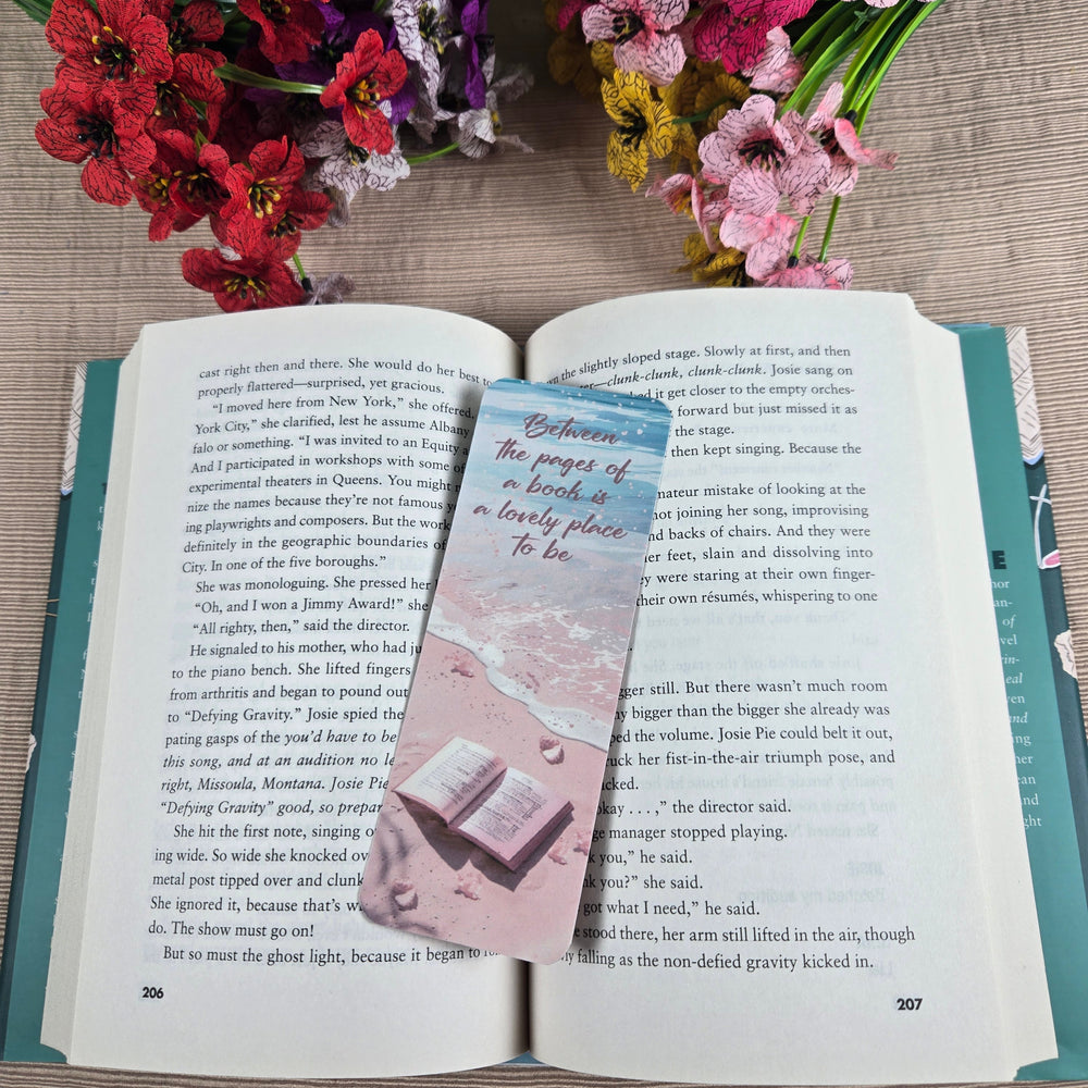 Beach Setting with Reading Quotes Bookmark (ONLINE ORDER ONLY)