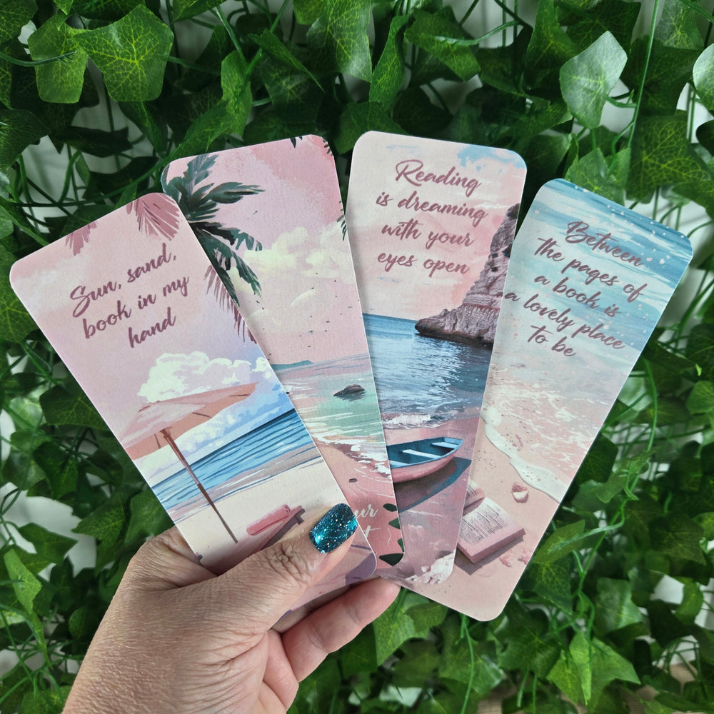 Beach Setting with Reading Quotes Bookmark (ONLINE ORDER ONLY)