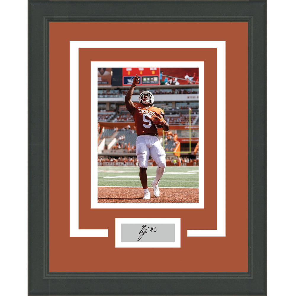 Framed Bijan Robinson Facsimile Laser Engraved Signature Auto Texas Longhorns 11x14 Football Photo (ONLINE ORDER ONLY)