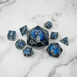 Blue Slaadi's Eye - 7 Piece Moving Eye DnD Dice Set | Acrylic RPG Gaming Dice (ONLINE ORDER ONLY)