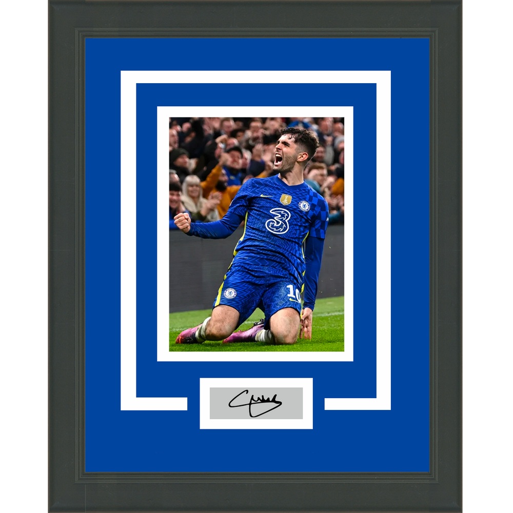 Framed Christian Pulisic Facsimile Laser Engraved Signature Auto Chelsea 11x14 Soccer Futbol Photo (ONLINE ORDER ONLY)
