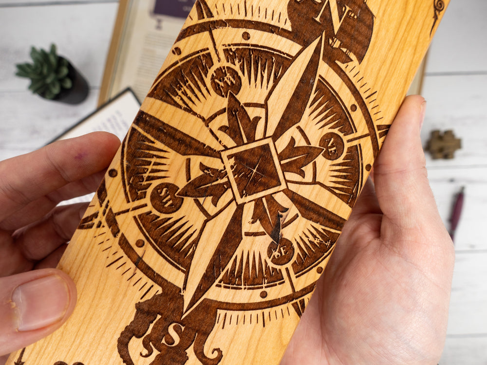 Compass Adventure | Engraved Dual Hex Dice Vault (ONLINE ORDER ONLY)