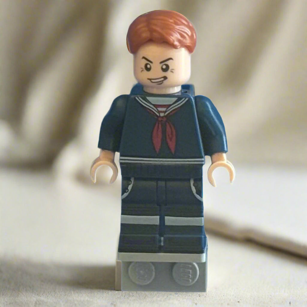 Steve Stranger Things Minifigure (ONLINE ORDER ONLY)
