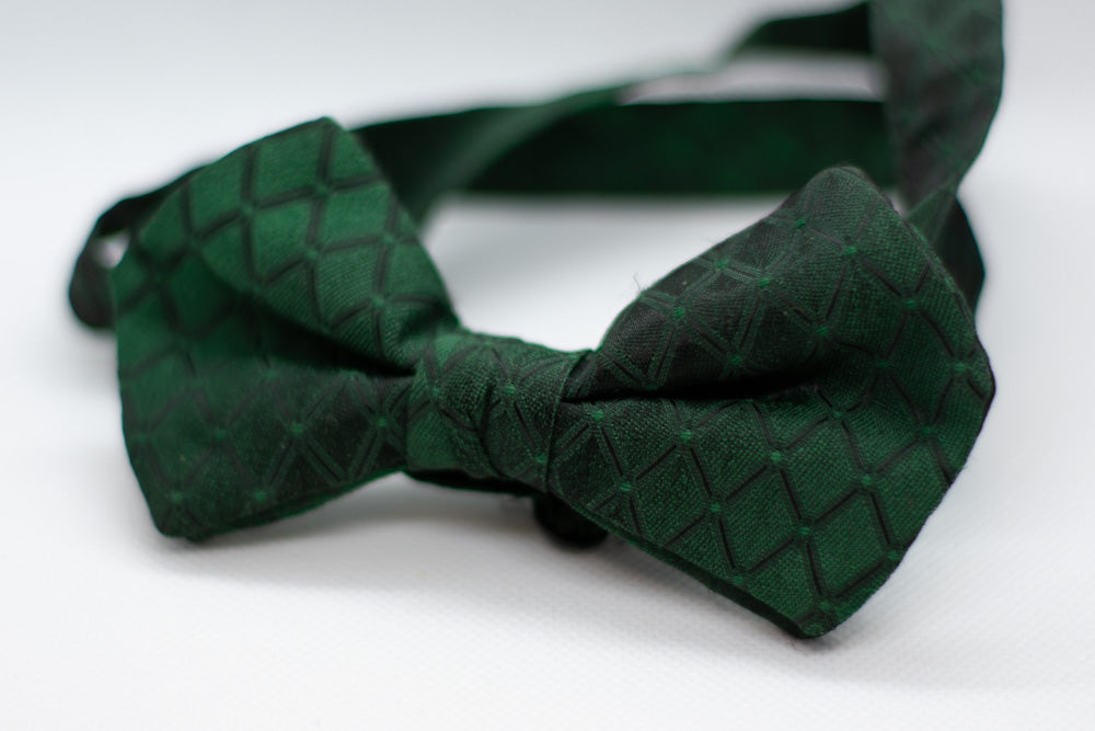 Green Bowtie Adjustable Formal Wedding Party Necktie Bow Tie Tuxedo (Online Only)