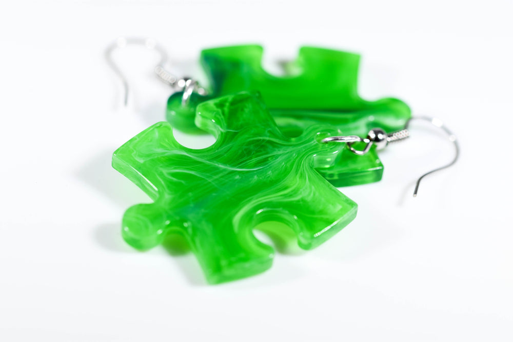 Earrings Vortex Puzzle Piece Pair (Green) [14] (Online Only)