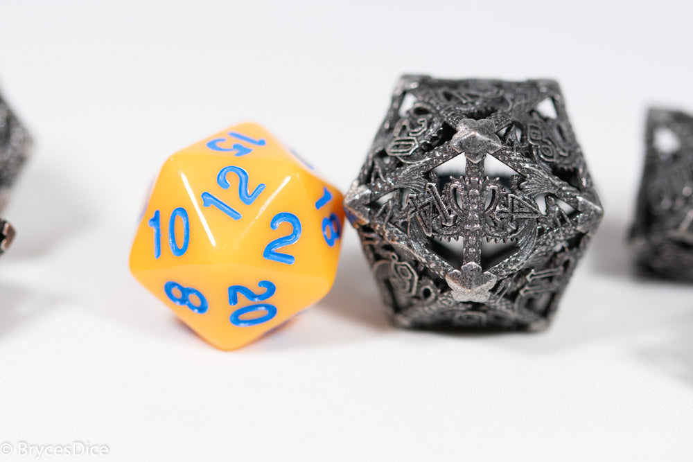 (Shimmering Green) Deadly Dragon Dice: Shards of Oblivion Hollow Metal (Online Only)