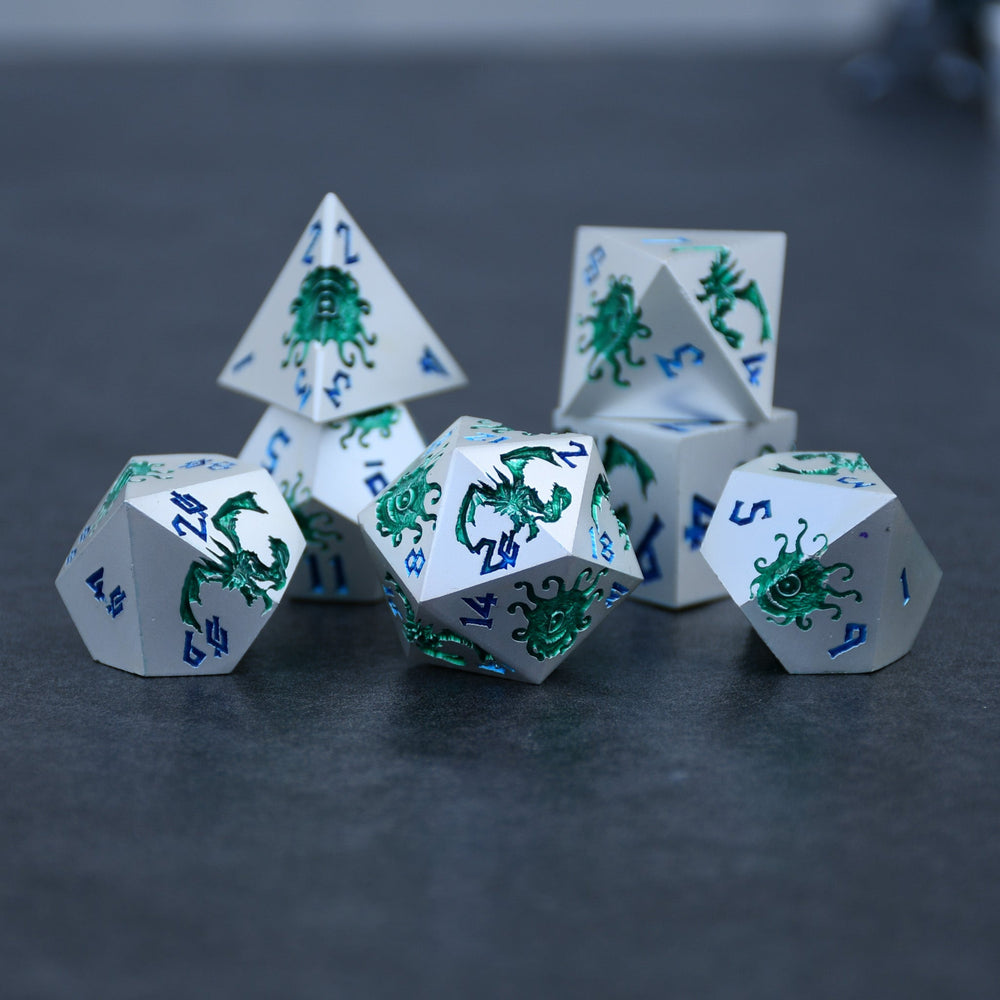 Monster Manual Dice - Silver and Green (ONLINE ORDER ONLY)