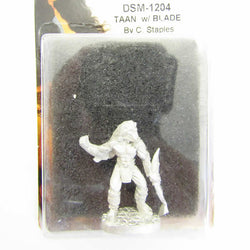 DSM1204 Taan with Blade Miniature Elmore Masterwork (ONLINE ORDER ONLY)