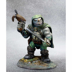 DSM8120 Tortoise Rogue with Hand Crossbow and Sword Miniature (ONLINE ORDER ONLY)
