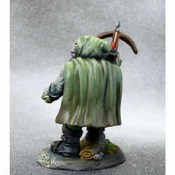 DSM8120 Tortoise Rogue with Hand Crossbow and Sword Miniature (ONLINE ORDER ONLY)