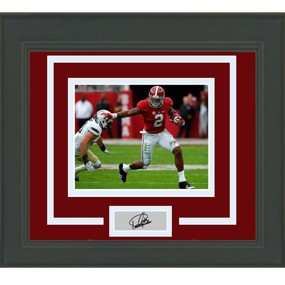 Framed Derrick Henry Facsimile Laser Engraved Signature Auto Alabama Crimson Tide 11x14 Football Photo (ONLINE ORDER ONLY)
