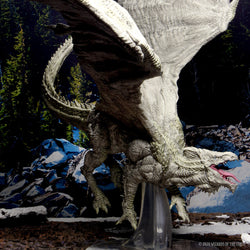 D&D: Icons of the Realms - Adult White Dragon Premium Figure (ONLINE ORDER ONLY)