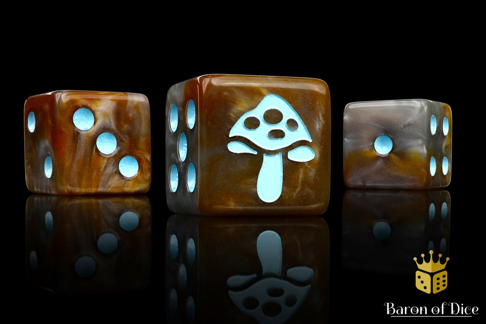 Shroom Dice - Ice Blue (ONLINE ORDER ONLY)