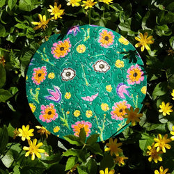 Flower Friend 81 Piece Round Jigsaw Puzzle Le Puzz (ONLINE ORDER ONLY)